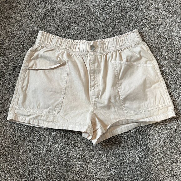 Madewell Pull-On Paperbag Utility Shorts: Garment-Dyed Edition in Vintage Linen - Picture 2 of 2